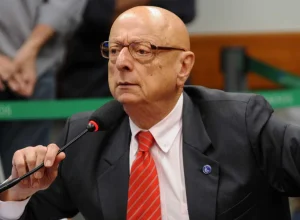 ccj-do-senado-aprova-pl-da-dosimetria-e-plenario-pode-votar-ainda-hoje