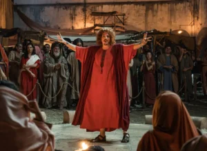 fabio-porchat-transforma-biblia-em-stand-up-no-especial-de-natal-do-porta-dos-fundos