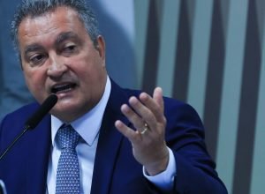 agenda-economica-e-social-do-governo-priorizou-maioria,-diz-rui-costa