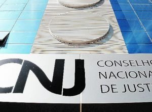 proposta-de-teto-para-penduricalhos-de-magistrados-ganha-forca-na-cupula-do-judiciario