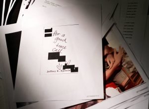 primeiro-lote-de-arquivos-do-caso-epstein-expoe-clinton,-e-trump-pouco-aparece