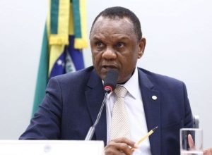 comissao-aprova-projeto-que-define-regras-para-arbitro-profissional