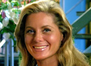 ‘foi-quase-de-verdade’,-diz-vera-fischer-sobre-cena-de-sexo-em-‘lacos-de-familia’