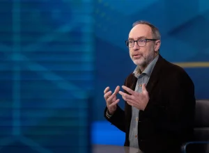 criador-da-wikipedia-diz-que-ia-de-musk-nao-e-imparcial