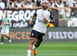 memphis-volta-a-treinar,-e-corinthians-ajusta-ultimos-detalhes-para-a-final