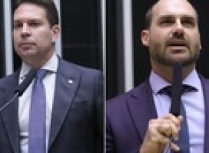 camara-cancela-passaportes-diplomaticos-de-ramagem-e-eduardo