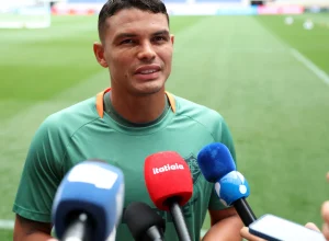 zagueiro-do-tetra-diz-que-thiago-silva-merece-estar-na-copa-do-mundo