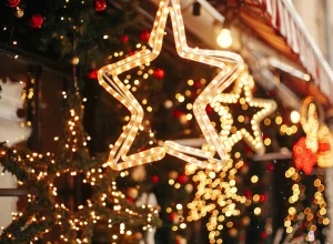 vespera-de-natal-e-feriado?-como-funcionam-folga-e-direitos-de-quem-trabalha-em-24-de-dezembro