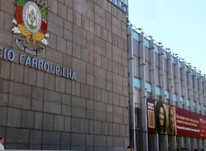 lula-sanciona-porte-de-arma-para-policiais-legislativos-estaduais