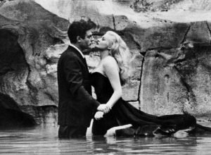 streamings-garantem-opcoes-de-filmes-gratuitos-para-assistir-no-natal