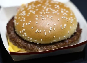 o-preco-do-mcdonald’s-ao-redor-do-mundo