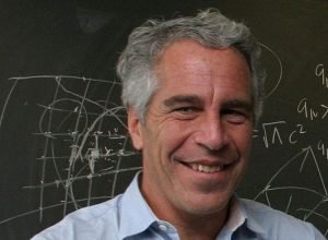 apos-descobertas,-prazo-de-divulgacao-de-arquivos-sobre-epstein-e-estendido