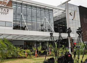 bolsonaro-apresenta-crise-de-solucos-e-pressao-alta-apos-procedimento