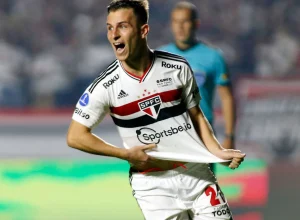 sao-paulo-e-river-plate-entram-e-acordo-e-fecham-troca-tripla