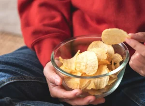 seis-alimentos-ultraprocessados-que-tornam-o-metabolismo-mais-lento