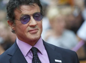 sylvester-stallone-termina-livro-sobre-sua-vida-escrito-inteiro-a-mao