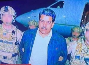 nikolas-e-eduardo-bolsonaro-publicam-foto-que-seria-de-maduro-preso