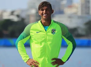 flamengo-acaba-com-canoagem-e-dispensa-isaquias-queiroz