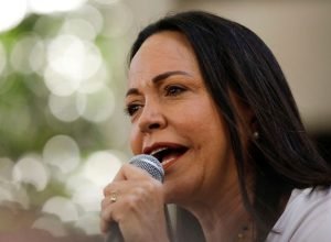 maria-corina-afirma-que-nao-fala-com-trump-desde-outubro