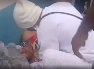 mulher-e-atingida-por-bala-perdida-dentro-de-supermercado-no-rio