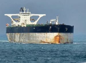 eua-apreendem-dois-navios-que-transportariam-petroleo-da-venezuela