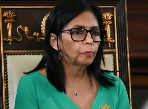 delcy-rodriguez-demitiu-general-apos-captura-de-nicolas-maduro