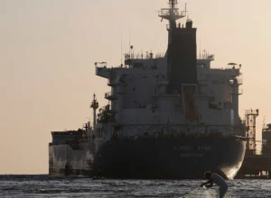 venezuela-anuncia-retorno-de-navio-petroleiro-em-operacao-com-eua