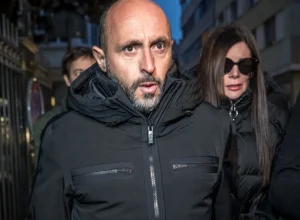 incendio-na-suica.-porta-de-servico-do-bar-estava-trancada-por-dentro