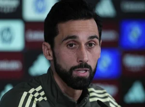 ‘quero-um-vini-jr.-que-danca-e-se-diverte’,-diz-novo-tecnico-do-real-madrid