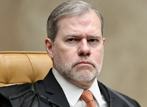 toffoli-cita-“fartos-indicios”-de-novos-crimes-de-dono-do-banco-master