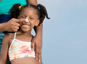 sera-que-sua-crianca-esta-devidamente-protegida-do-sol?