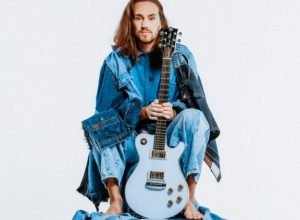 pique-novo,-araketu-e-vitor-kley-estao-entre-as-atracoes-musicais-que-se-apresentam-na-arena-sesc-verao-2026-em-casimiro-de-abreu