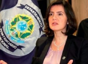 quem-e-a-delegada-que-atuou-na-interpol-e-acionou-a-pf-contra-um-motorista-da-uber