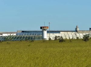 por-determinacao-de-moraes,-bolsonaro-ja-esta-no-complexo-da-papuda