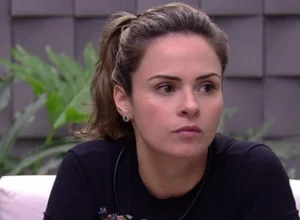 entenda-rivalidade-entre-aline-campos-e-ana-paula-renault