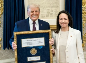 apos-encontro-com-trump,-maria-corina-afirma-que-sera-presidente-da-venezuela-‘na-hora-certa’