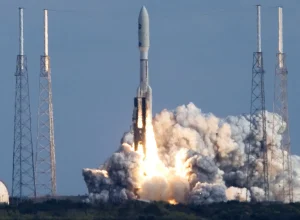 nasa-quer-lancar-no-proximo-dia-6-astronautas-em-missao-para-contornar-a-lua