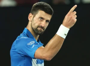 djokovic-iguala-recordes-de-longevidade-e-vence-no-australian-open