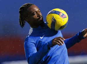 “mourinho-nao-cumpriu-a-promessa.-comigo,-demonstrou-falta-de-caracter”