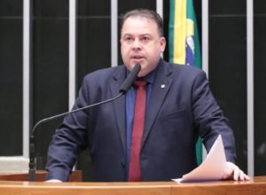 comissao-aprova-programa-para-treinar-prefeitos-e-servidores-sobre-lei-de-antenas