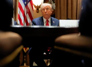 receita-dos-eua-vaza-dados-fiscais-de-milhares-de-pessoas-para-setor-de-imigracao,-diz-jornal