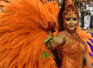 carnaval:-desfiles-das-escolas-de-samba-de-sp-comecam-nesta-sexta-(13)