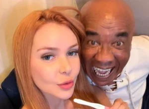 influencer-denuncia-ataques-racistas-apos-anunciar-gravidez-de-kid-bengala