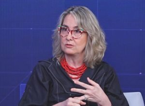 mudancas-na-forma-de-trabalho-exigem-reducao-de-jornada,-diz-economista