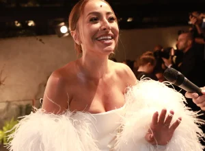 sabrina-sato-diz-ser-supersticiosa-e-manter-rituais-antes-de-entrar-na-avenida