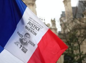 morte-de-jovem-de-ultradireita-espancado-na-franca-gera-protestos;-ministro-acusa-ultraesquerda