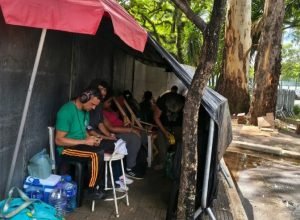 ambulantes-acampam-no-ibirapuera-para-garantir-vaga-nos-blocos-de-carnaval