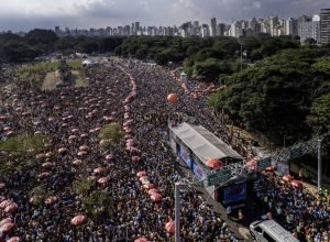 tumulto-no-bloco-carnalau,-no-ibirapuera