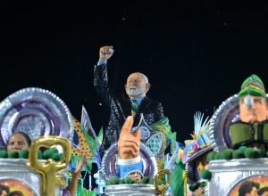 carnaval-2026:-veja-fotos-do-desfile-da-academicos-de-niteroi