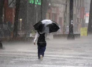 chuva-deixa-todas-as-regioes-de-sp-em-atencao;-defesa-civil-emite-alerta